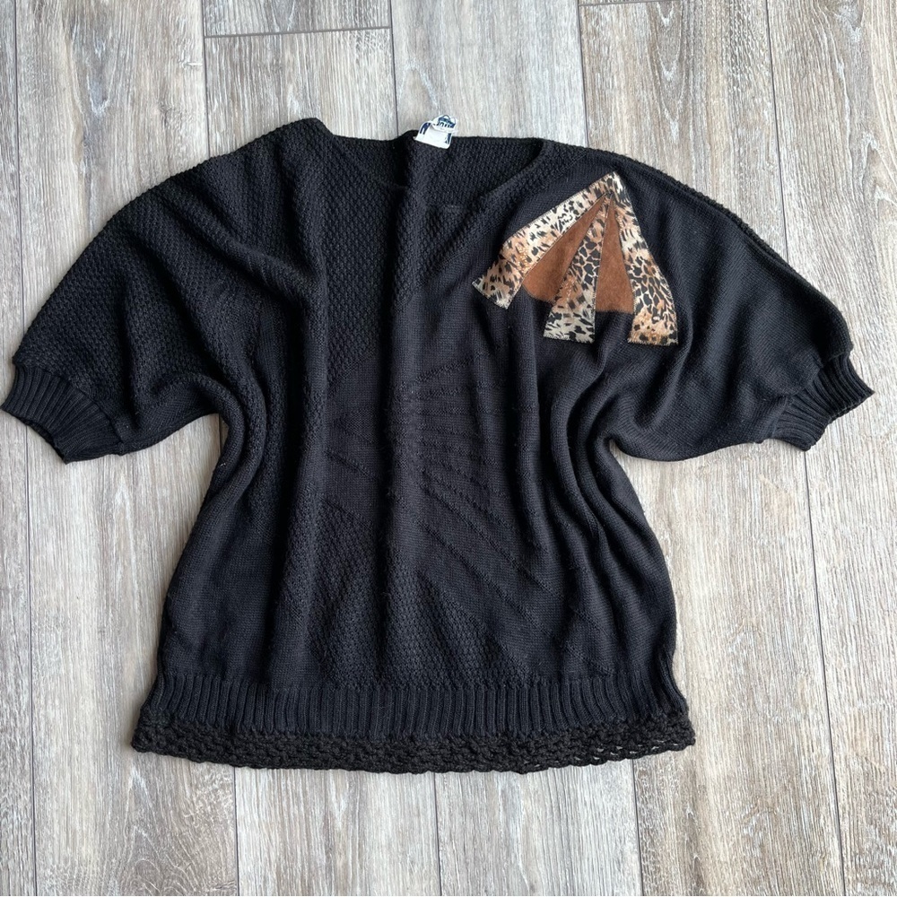 Vintage 80s Dolman Sleeve Statement Sweater Black Leopard Print appliqué